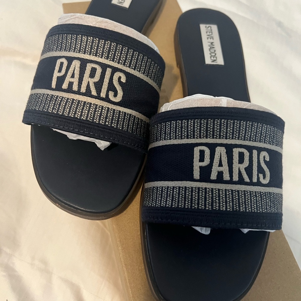 Steve Madden Navy Multi Knox Slides, Size 10